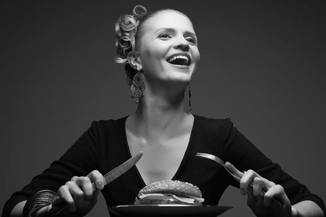 胖到逃亡——獨立女性戰勝不了的，可能就是肥肉了