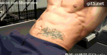 "腹肌強化訓練：6個超級組動作讓你練出性感立體腹肌"