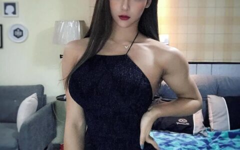身高170cm的廣東女老師，「撞臉」迪麗熱巴，網友：身材太好了