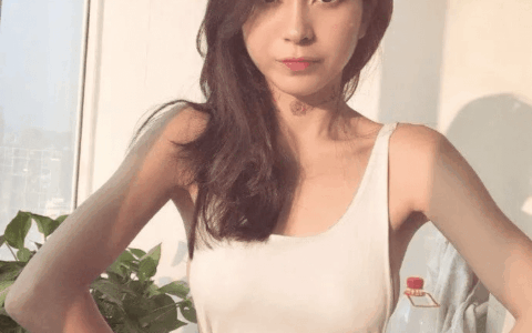 廣西21歲「多味」女孩健身照被刷屏，畫面美到讓人窒息...