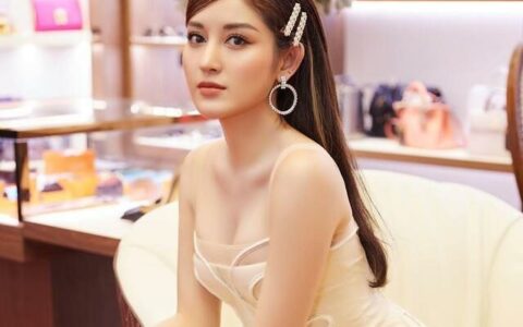 越南「第一美女」有多撩人？身材好顏值高，這一運動或許是關鍵
