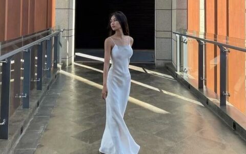 22歲重慶健身美女，靠健身打造完美身材，你覺得美嗎？