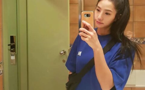 28歲比基尼女神，網友：看了後我酸了