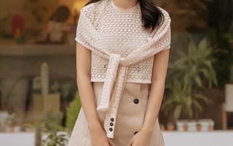 比柳岩更性感！華為新晉女神代言人，網友：這身材誰扛的住？