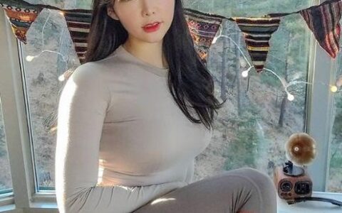 能倒蹬500斤的姑娘身材怎麼樣，關鍵長相還完美