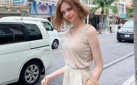 德韓混血小美女，「洋娃娃」的臉蛋，瘦而有肉的身材，圈粉無數