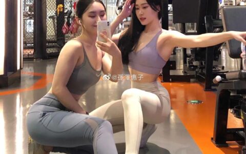 高顏值「完美蜜桃臀」火辣身材小姐姐，如果是你女朋友你幾點回家