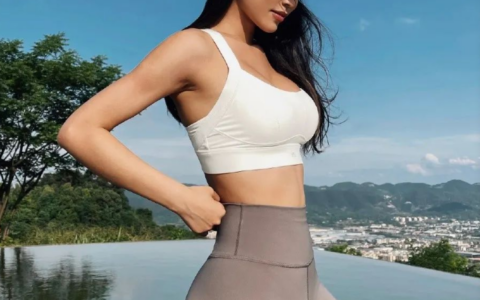 重慶美女完美詮釋了什麼叫完美身材！