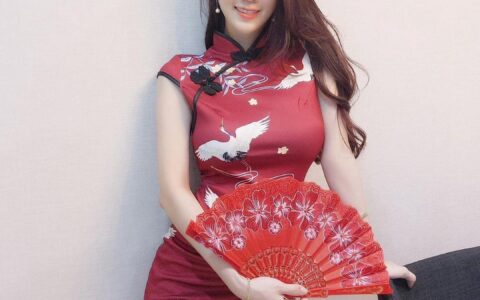 馬來西亞空姐練出了讓人欽佩的身材，實現了人生的逆襲