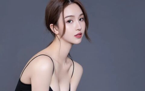 神仙顏值&完美身材，這個火遍IG的「中國辣媽」實在太正了！