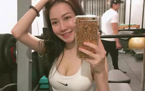 周傑倫欽點「貼身助理」，蜜桃臀大長腿，長相酷似Angelababy