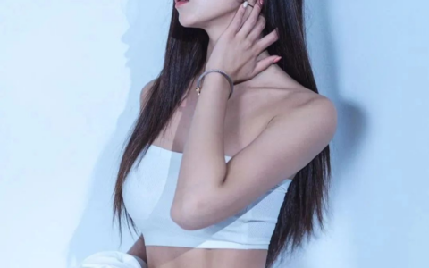 性感、力量完美融合的完美身材，背後付出的汗水沒有白流