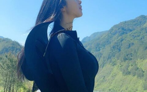 22歲的女孩堅持健身，為了達到理想的身材付出了多少汗水？