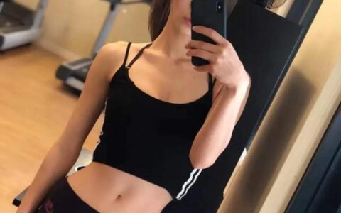 NBA勇士隊日本美女記者，混血顏值身材完美，這誰不羨慕！