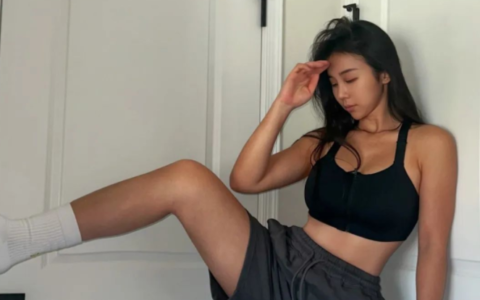 NBA最美「女主播」最新曬照，網友：身材越來越好！
