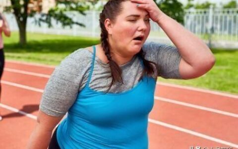 要減肥就要運動，5個動作在家練，幫你消耗多餘脂肪，均勻瘦下來