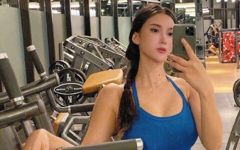 超高顏值+絕美身材的健身女孩，獲得了全國比基尼冠軍