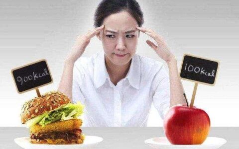 高效燃脂的訓練動作，一組下來汗流浹背，燃脂又瘦身