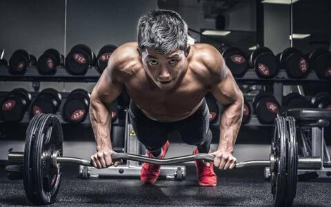 長期擼鐵 VS 長期有氧運動，二者有什麼區別？