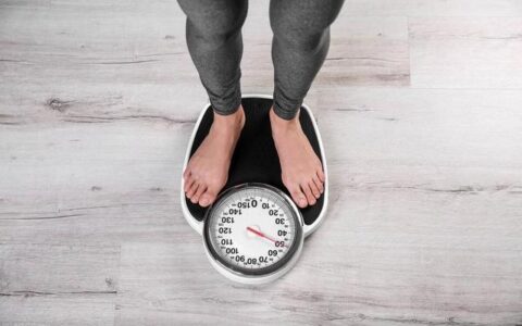 減掉15斤後明白：戒掉這5個行為，可以減掉更多贅肉！
