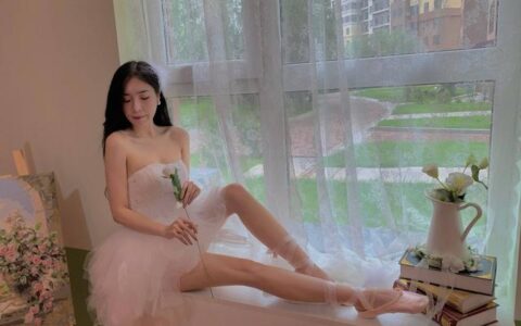 哈爾濱氣質美女，170高挑身材，凹凸有致，管理身材離不開飲食