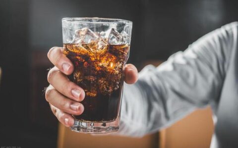 40歲男士怎麼減肚子？這5個方法減掉啤酒肚，恢復平坦小腹！