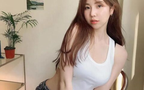 健身模特：나나윤 (允娜娜）