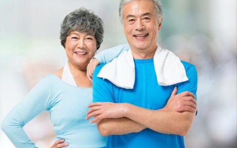 60歲以上的老年人，4個保養身體的生活方式，讓你更健康年輕態