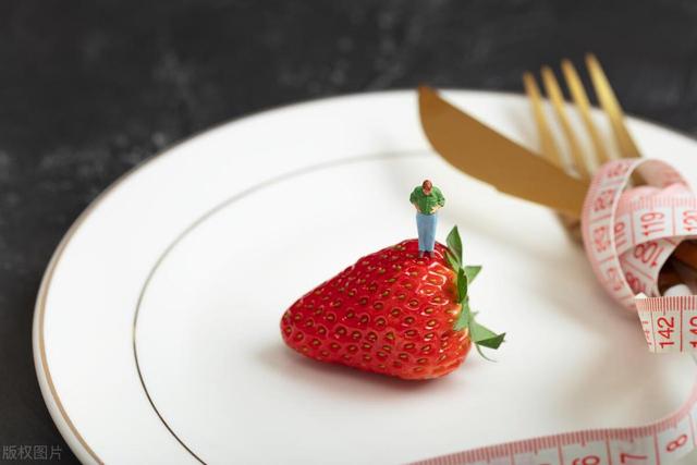 牢記4個減脂餐原則，不餓著自己也能瘦下來！