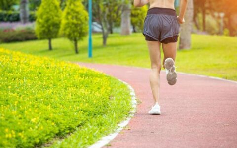 運動過度會讓你的身體受損，這三種表現是身體的告誡信號！