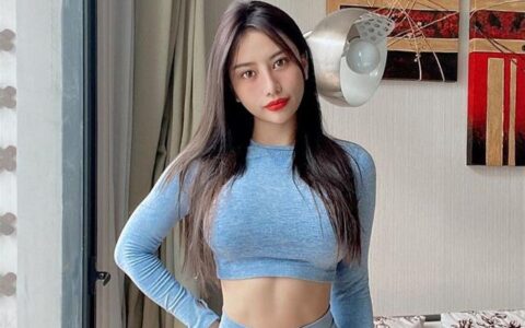 為了改變普通的身材，她堅持健身3年，完美逆襲變成女神