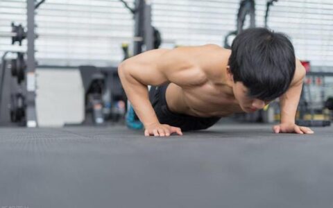 30歲後的人，為什麼要多做擼鐵訓練？5個好處會找上你