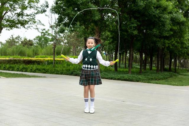 肥胖的人適不適合跳繩？如何正確進行跳繩訓練？